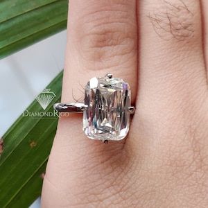 6CT Emerald Criss Cut Engagement Ring, 12x10mm Compass Set Moissanite Solitaire Ring, Birthday/Anniversary Gift for Her, Woman Proposal Ring