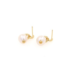 18K Gold Filled Pearl Stud Oorbellen, Solitaire Stud Oorbellen, Dames Stud Oorbellen, Cadeau voor haar, 16,5x9x10,5mm