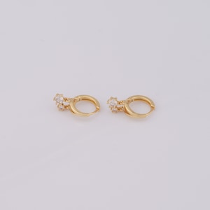 18K goud gevulde ronde oorbellen, micro Pavé CZ drop oorbellen, stijlvolle oorbellen, cadeaus voor haar, 20,5x14x4,5mm