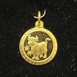 24k Gold Round Ox Pendant (solid, 15mm)