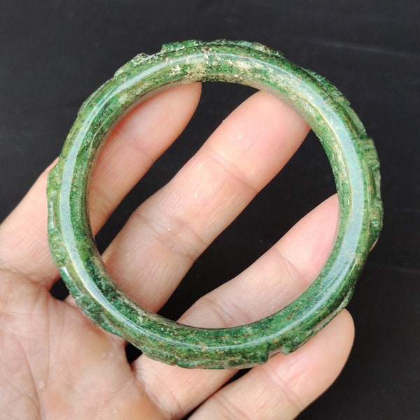 Pure hand-carved old jade bracelet crafts.01