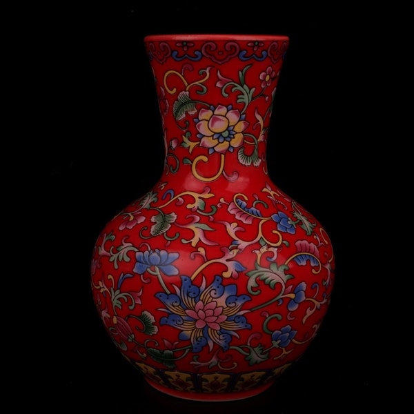 Chinese antique ceramic vase