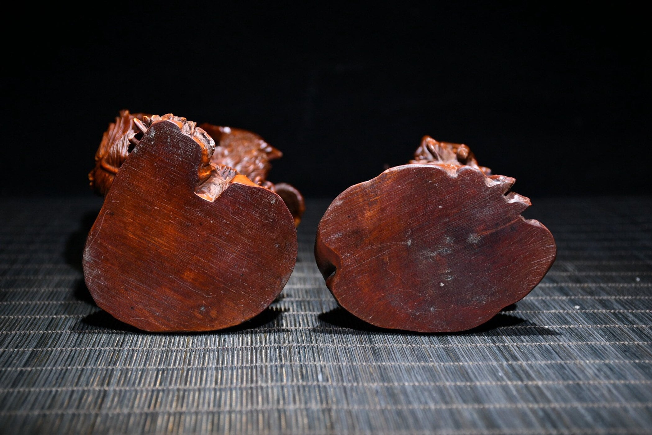 ツゲの木の置物 ツゲの木の置物/手彫りのツゲの木の龍と鳳凰の置物 - Etsy 日本