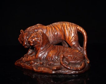 China's ancient natural boxwood tiger statue, ancient craft pure handmade carving, rare and exquisite