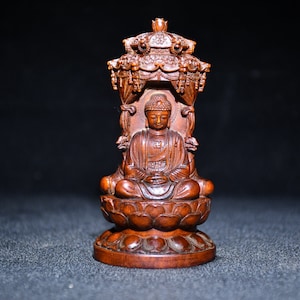 Collection of Chinese antique boxwood carved three Buddha statues.drrs