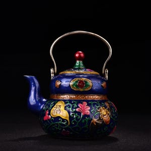Pot à vin en forme de calebasse en cloisonné émaillé de couleur cuivre pur