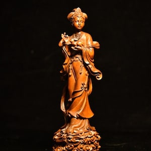 Collectible Hand Carved Boxwood Chang&#39;e Statue.34