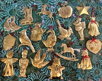 Assorted vintage brass ornaments, sold separately