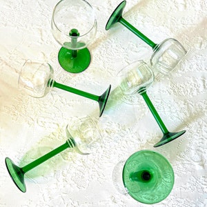 Set of six vintage French Luminarc emerald green long stemmed wine glasses