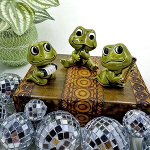 Set of 3 Vintage Sears and Roebuck Neil the Frog Musical