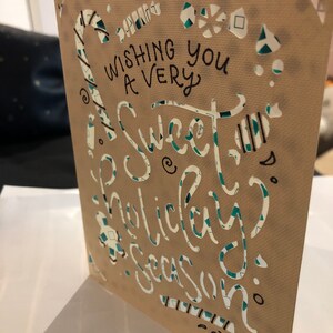 Cartões comemorativos; Cartões de aniversário, cartões de ano novo, cartões de agradecimento e etc.