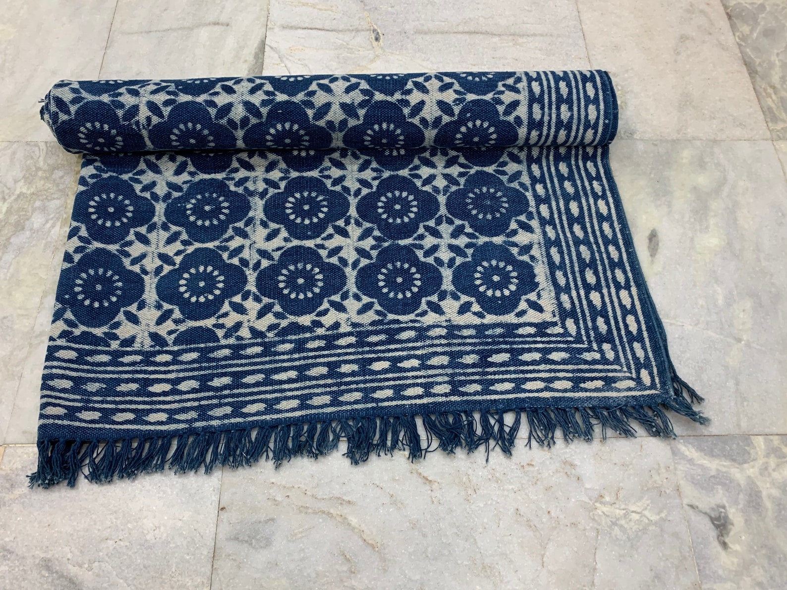 8x8 Square Rug Handmade Rug Indian Rug Outdoor / Indoor / Etsy