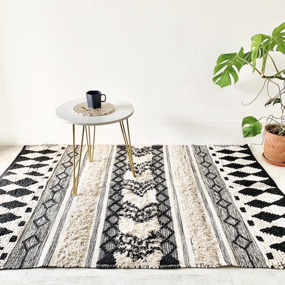 Small Boho Kitchen Rug, Hand-Woven Accent Cotton Neutral Tufted