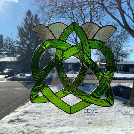 Stained Glass Celtic Heart and Crown Knot in Lightly Textured Green and Iridescent Gold