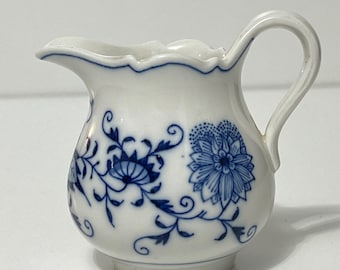 Meissen Blue Onion Creamer – Hand-Painted Porcelain Milk Jug, German Fine China
