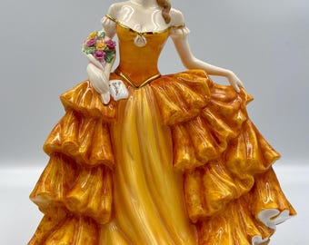 Royal Doulton Buon Compleanno 2009 HN5249 Statuetta Belle Signore John Bromley Bone China Signora Regalo Ottime Condizioni