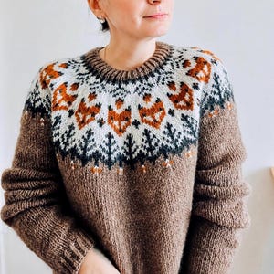 Fox Women’s Icelandic Wool Lopapeysa Sweater, Hand Knit Norwegian Pullover, Brown Nordic Lettlopi Fair Isle Jumper, Scandinavian Knitwear