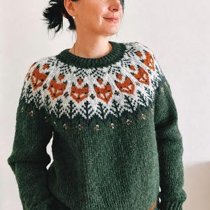 Pine Green Fox Women’s Icelandic Wool Lopapeysa Sweater, Hand Knit Norwegian Pullover, Nordic Fair Isle Jumper, Scandinavian Lopi Knitwear