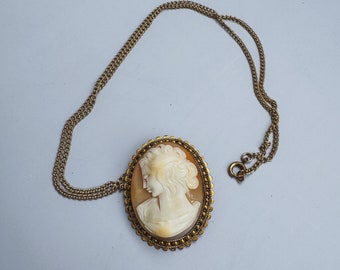 Vintage Gold Tone Cameo Necklace Antique Cameo Necklace with Chain Carved Shell Cameo Victorian Vintage Cameo Jewelry