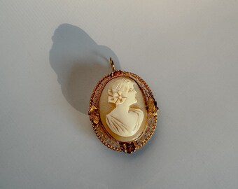 Antique Cameo pendant 12k Gold Filled Vintage pendant fillagree gold plated brooch pendant Antique Jewelry Vintage Jewelry Cameo Necklace