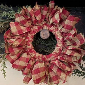 Little Red Square Mini Rag Wreath / Homespun Mini Wreath / Farmhouse / Primitive Rag Wreath / Taper Candle Ring