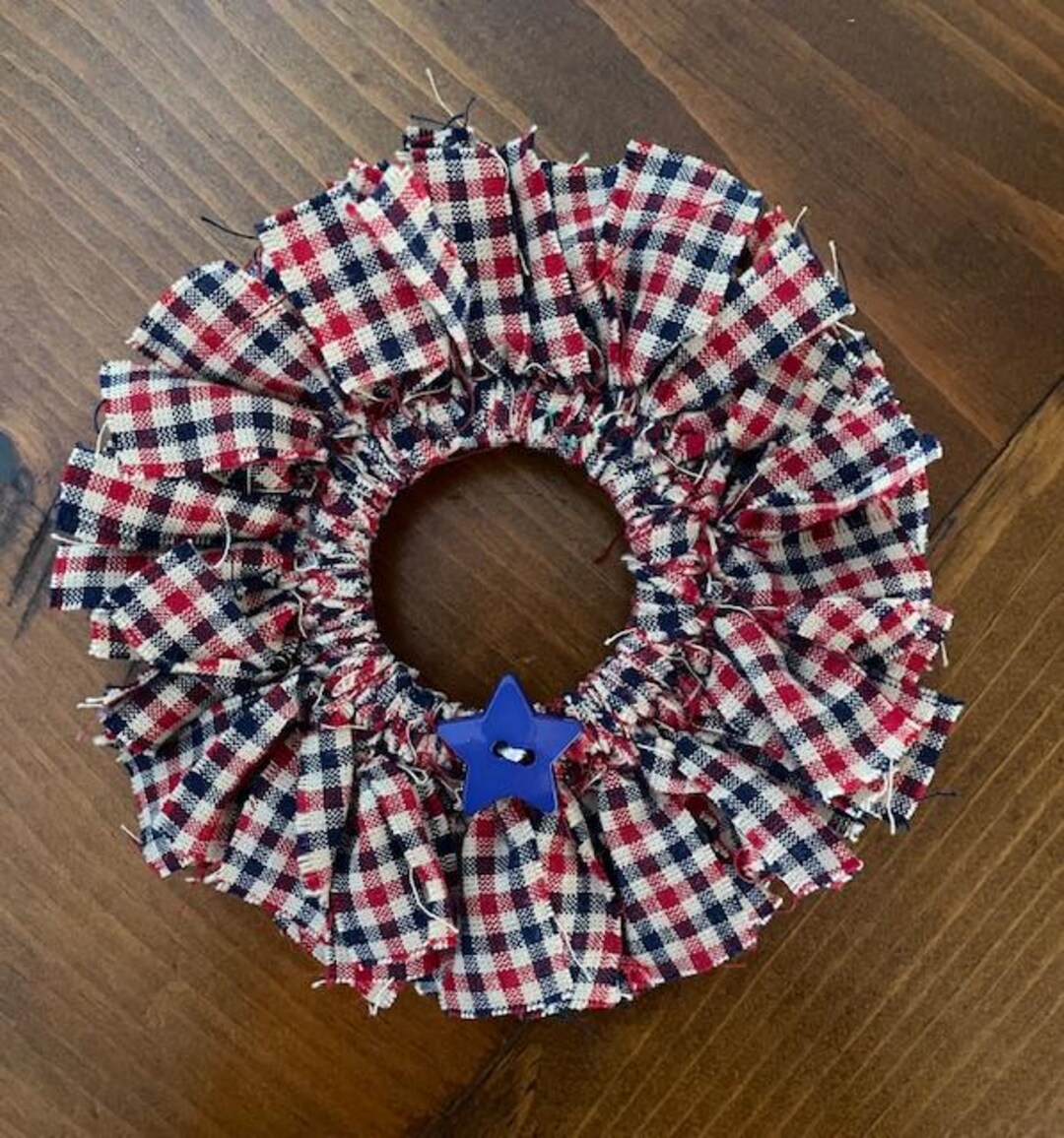 Patriotic Check Mini Rag Wreath With Star / Americana / Taper Candle ...