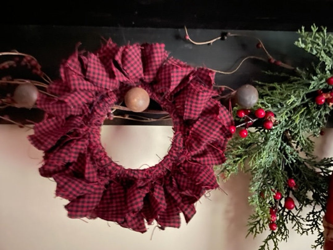 Red & Black Mini Check Rag Wreath / Primitive Rag Wreath / Taper Candle ...