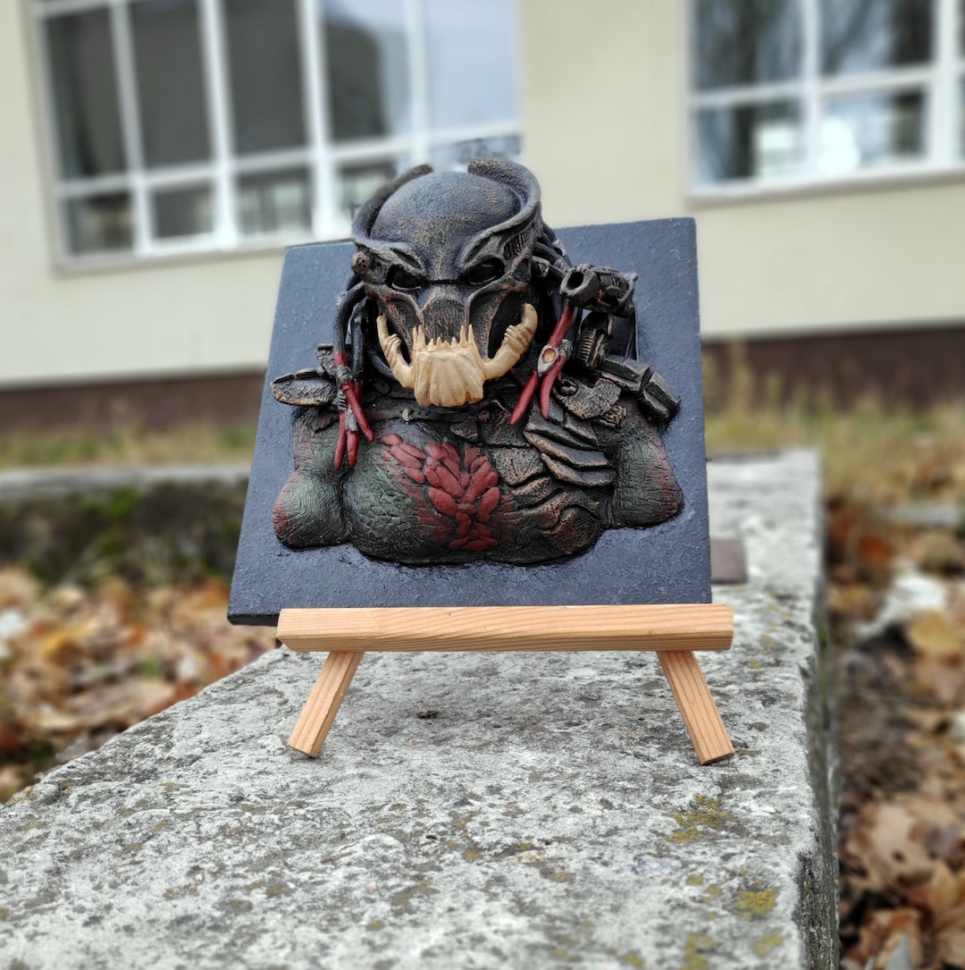 Predator, Berserker, Predator Sculpture, Artistic Tile