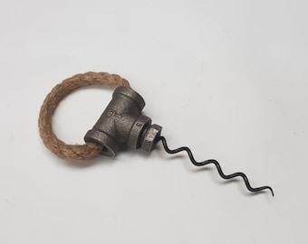 Corkscrew from from linen rope and cast iron