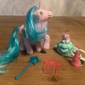 collectible lost in the 80's PRC Vintage Little Beauties Mini Horse pony 1988 80's kid MTC 80's toys