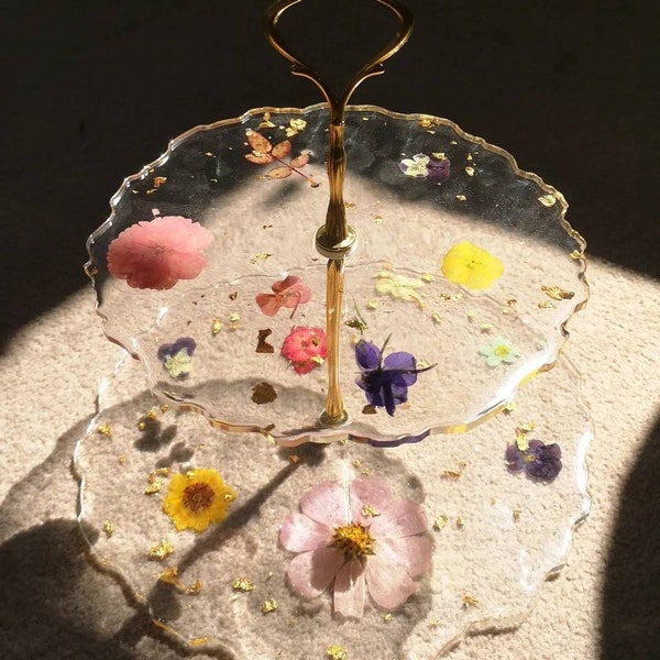 Wildflower Resin Cake Stand | Tea Stand | Cupcake Stand | Pressed Flowers