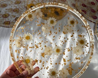 Floral Resin Tray | Pressed Flower Trinket Dish with Gold Flakes