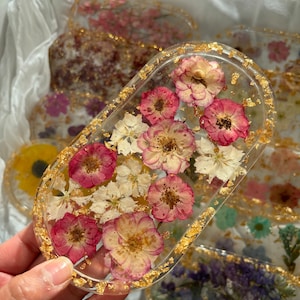 Floral Resin Tray Trinket Dish Soap Dish Floral Tray Jewellery Dish Candle Holder Candle Tray Pressed Flower Tray image 2