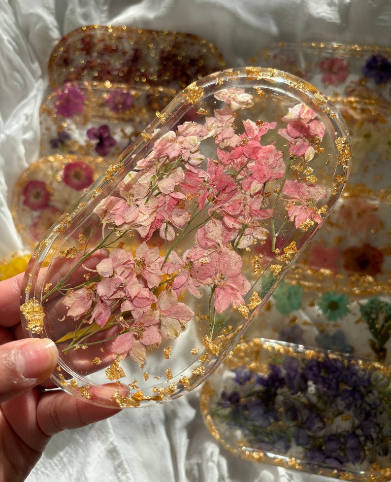 Floral Resin Tray Trinket Dish Soap Dish Floral Tray Jewellery Dish Candle Holder Candle Tray Pressed Flower Tray image 3