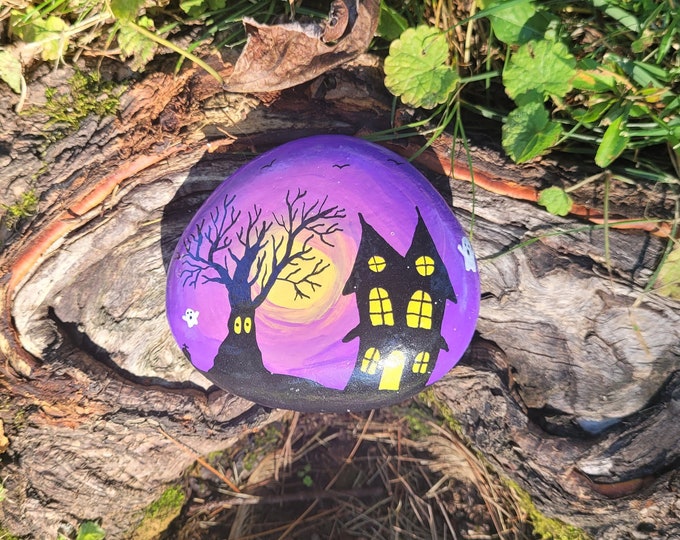 Haunted House Painted Rock Etsy