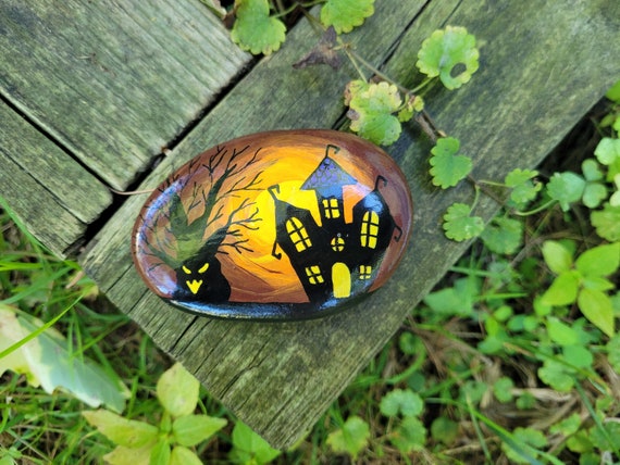 Haunted House Painted Rock - Etsy