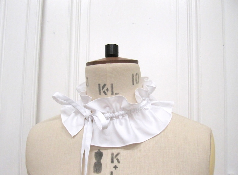 Removable cotton collar, collar with bow, Fake white collar, removable collar made of cotton in white, romantic collar 