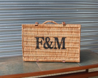 Excellent Medium Fortnum Mason F&M FM Hamper Wicker Picnic Storage Present Basket (a29 in xl)