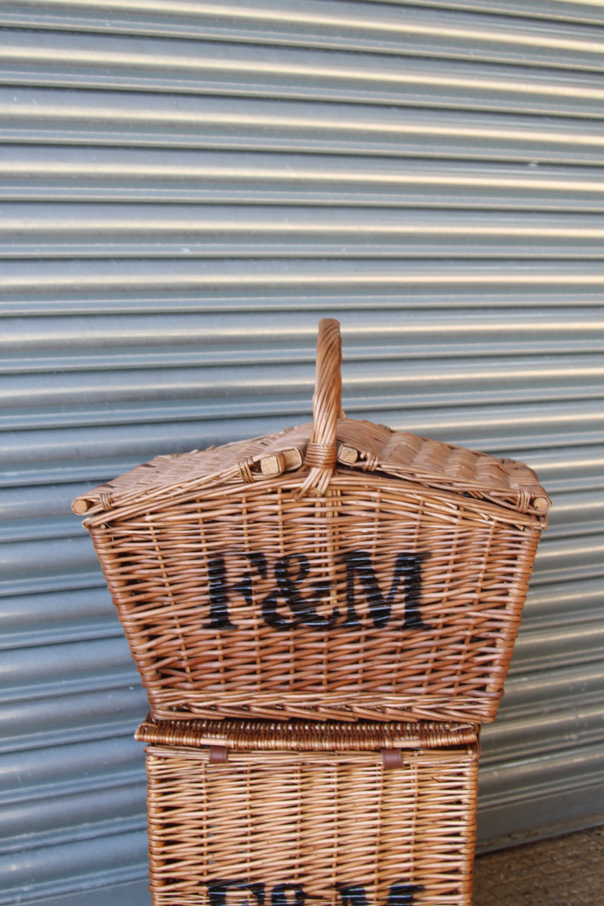 Decorative Fortnum and Mason F M Hamper Wicker Picnic Storage