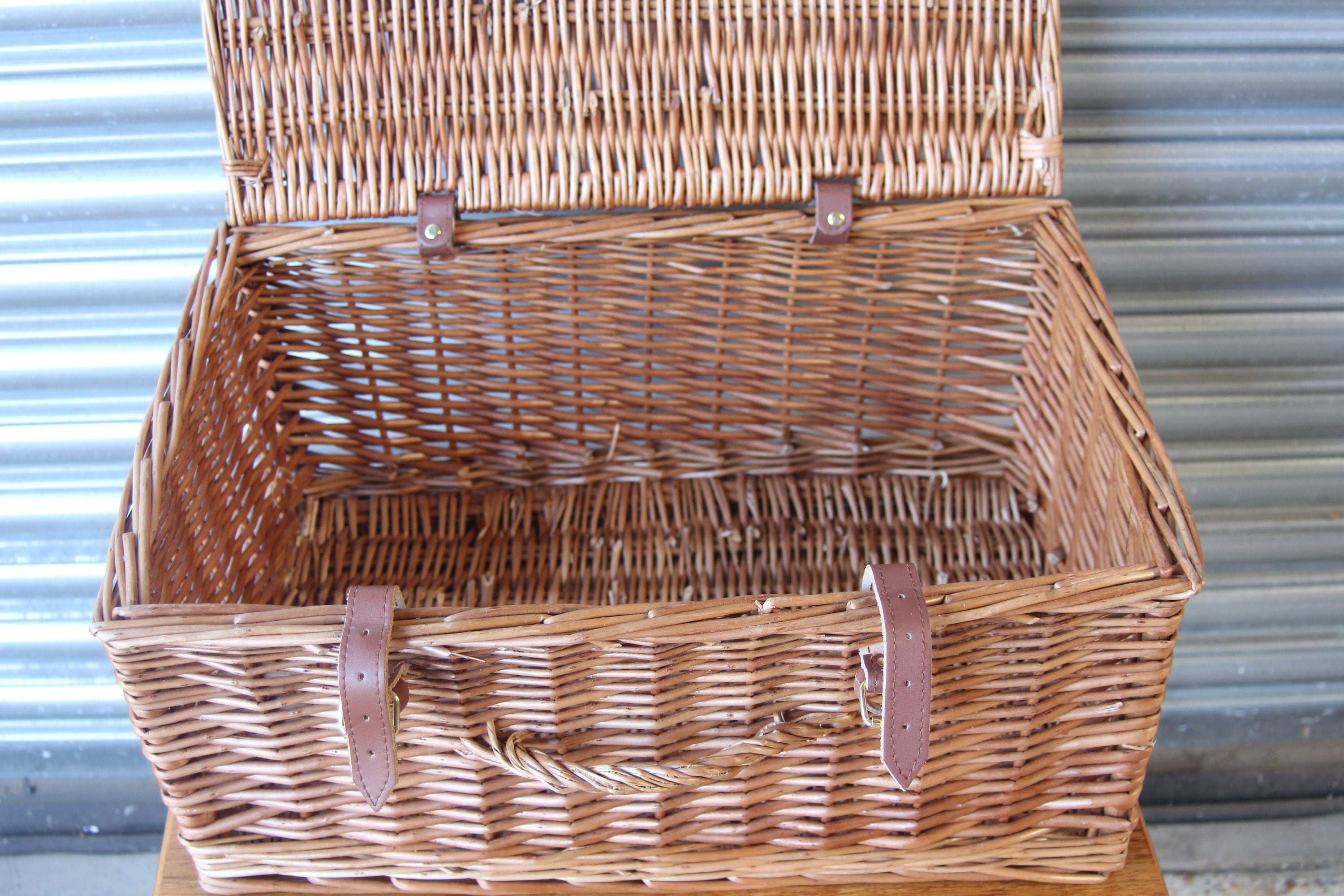 Excellent Medium Fortnum Mason F&M FM Hamper Wicker Picnic Storage