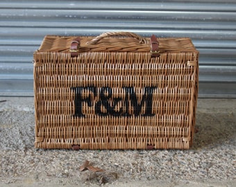 Excellent Medium Fortnum Mason F&M FM Hamper Wicker Picnic Storage Present Basket (al28/271)