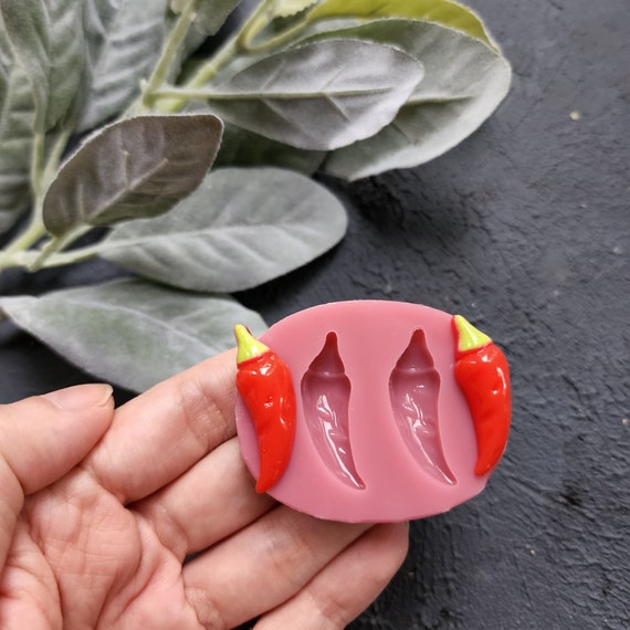 Silicone earrings mold / Silicone epoxy mold /Silicone stud earring moulds/Silicone UV resin molds/Vegetables Pepper jewelry mold/Clay tool