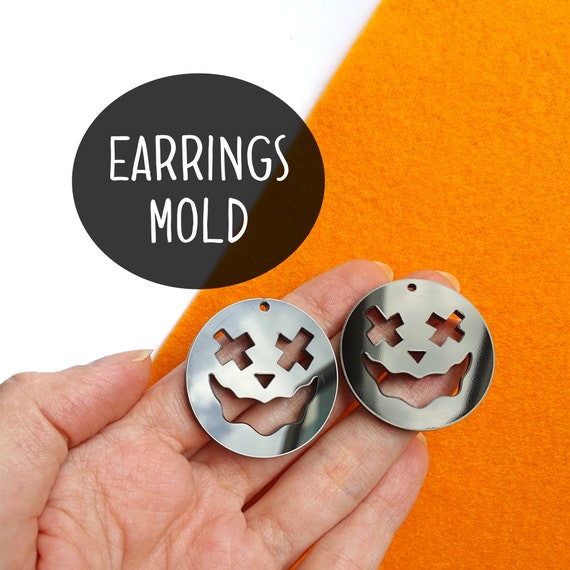 Halloween Smyle Zombie Silicone earrings mold for resin and epoxy