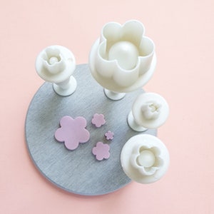 4 pcs set Polymer clay cutters Jewelry Earrings "Flower" shape plastic cutter