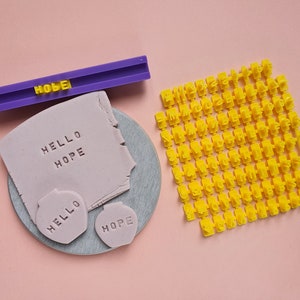 Sellos de arcilla polimérica "Letras" letras en relieve