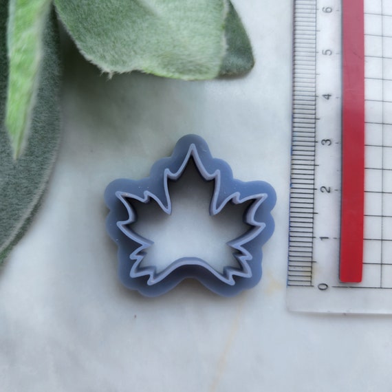 Polymer Clay cutters Stud earrings clay cutters Earrings molds Polymer clay tool Fall cutters Maple leaf sharp cutter stamp Jewelry cutters