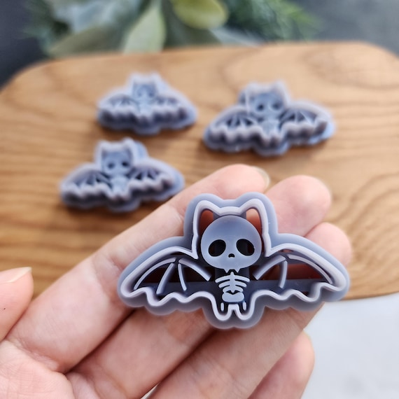 Polymer Clay cutters Bat Skeleton Halloween Earrings molds Polymer clay tools sharp cutter stamp Jewelry earrings cutters Clay supplies
