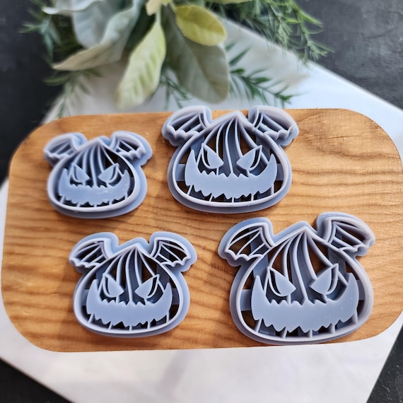 Polymer Clay cutters Garlic Bat Halloween Earrings molds Polymer clay tools sharp cutter stamp Jewelry earrings cutters Clay supplies