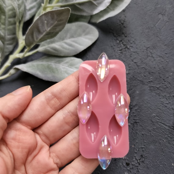 Silicone earrings mold / Silicone epoxy mold / Silicone stud earring moulds / Silicone UV resin molds / Cabochon jewelry mold / Clay tool
