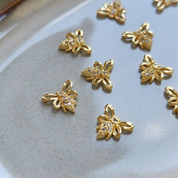 Flower center Zircon charms pendants Crystal "Bee" Earrings component findings DIY Rhinestone Jewelry supplies Earrings gold plated part
